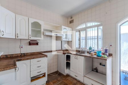 Casa para alugar com 385m², 6 quartos e 3 vagas Casa para alugar com 385m², 6 quartos e 3 vagasCozinha