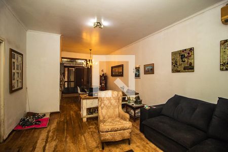 Sala de casa para alugar com 8 quartos, 200m² em Santo Antônio, Porto Alegre