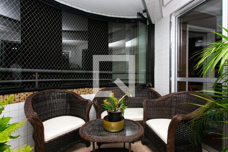 Apartamento à venda com 138m², 3 quartos e 2 vagasVaranda da Sala 2