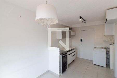 Sala de apartamento para alugar com 1 quarto, 29m² em Jardim Itacolomi, São Paulo