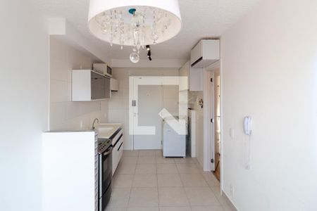 Sala de apartamento para alugar com 1 quarto, 29m² em Jardim Itacolomi, São Paulo