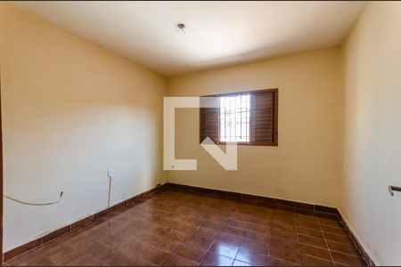 Quarto de casa para alugar com 1 quarto, 70m² em Vila Serralheiro, São Paulo