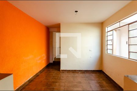 Sala de Jantar de casa para alugar com 1 quarto, 70m² em Vila Serralheiro, São Paulo