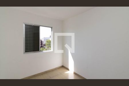 Quarto 2 de apartamento para alugar com 2 quartos, 43m² em Conjunto Habitacional Padre Manoel da Nóbrega, São Paulo