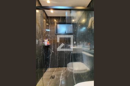 Casa à venda com 115m², 2 quartos e 3 vagasBanheiro da Suíte 2