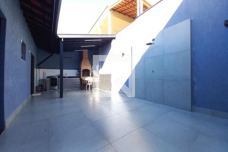 Casa à venda com 115m², 2 quartos e 3 vagasÁrea gourmet