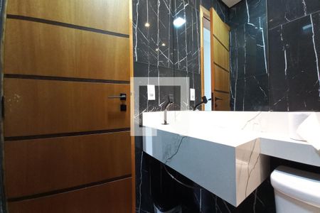 Casa à venda com 115m², 2 quartos e 3 vagasBanheiro da Suíte 1