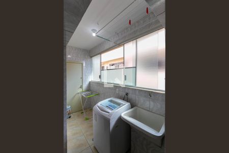 Apartamento à venda com 94m², 3 quartos e 1 vagaÁrea de Serviço