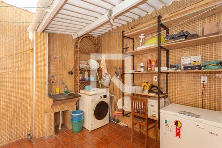 Casa à venda com 105m², 3 quartos e 2 vagasArea de Serviços