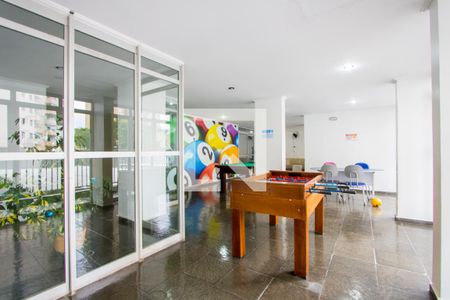 Apartamento para alugar com 80m², 2 quartos e 1 vaga Apartamento para alugar com 80m², 2 quartos e 1 vagaÁrea comum - Espaço de jogos