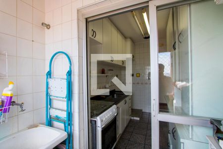 Apartamento para alugar com 80m², 2 quartos e 1 vaga Apartamento para alugar com 80m², 2 quartos e 1 vagaÁrea de serviço