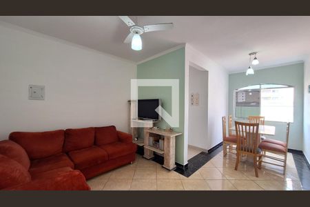 Sala de apartamento para alugar com 2 quartos, 50m² em Tupi, Praia Grande