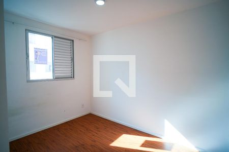 Quarto de apartamento para alugar com 2 quartos, 47m² em Jardim Mirante dos Ovnis, Votorantim
