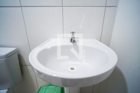 Apartamento para alugar com 47m², 2 quartos e 1 vaga Apartamento para alugar com 47m², 2 quartos e 1 vagaBanheiro
