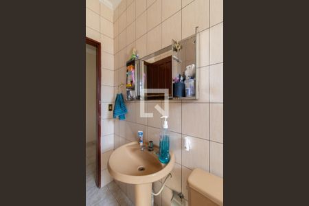 Casa à venda com 242m², 5 quartos e 4 vagasBanheiro