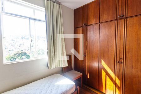 Quarto 1 de apartamento à venda com 3 quartos, 80m² em Santa Efigênia, Belo Horizonte