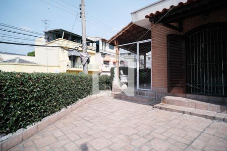 Casa à venda com 180m², 4 quartos e 1 vagaÁrea comum