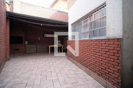 Casa à venda com 180m², 4 quartos e 1 vagaÁrea comum