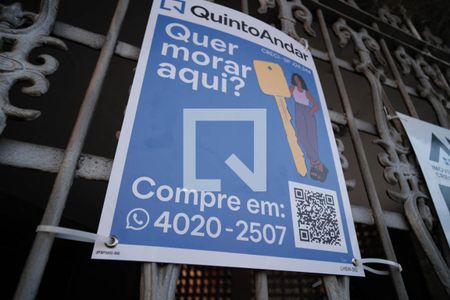 Casa à venda com 180m², 4 quartos e 1 vagaPlaquinha