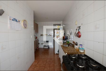 Apartamento à venda com 120m², 3 quartos e 2 vagasCozinha