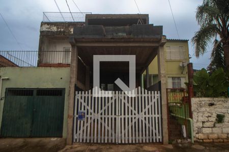 Fachada de casa para alugar com 2 quartos, 80m² em Costa E Silva, Porto Alegre