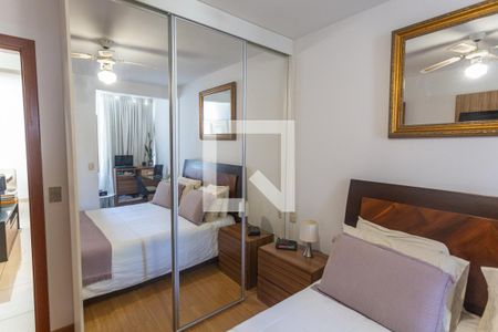 Closet da Suíte de apartamento para alugar com 3 quartos, 141m² em Serra, Belo Horizonte