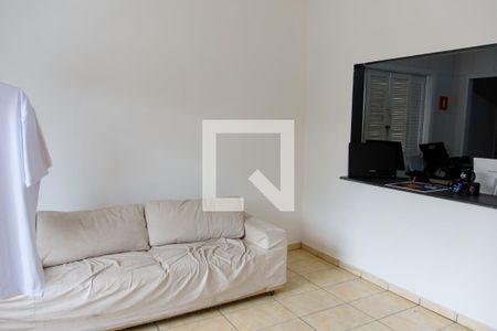 Casa à venda com 312m², 4 quartos e 5 vagas Casa à venda com 312m², 4 quartos e 5 vagasEscritório/ Quarto 3