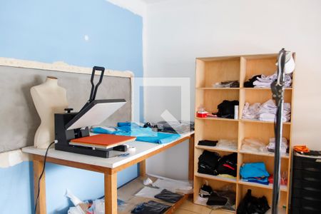 Casa à venda com 312m², 4 quartos e 5 vagas Casa à venda com 312m², 4 quartos e 5 vagasEscritório 1