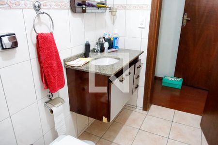 Casa à venda com 312m², 4 quartos e 5 vagas Casa à venda com 312m², 4 quartos e 5 vagasBanheiro