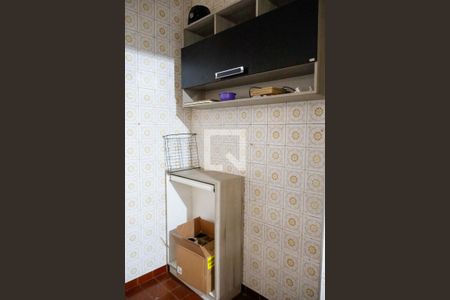 Casa à venda com 312m², 4 quartos e 5 vagas Casa à venda com 312m², 4 quartos e 5 vagasEscritório 3