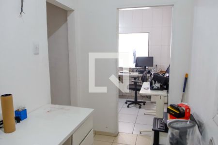 Casa à venda com 312m², 4 quartos e 5 vagas Casa à venda com 312m², 4 quartos e 5 vagasEscritório 2