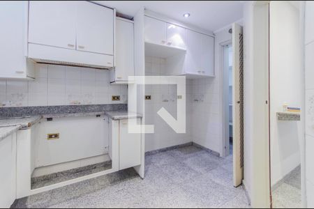 Casa à venda com 404m², 5 quartos e 3 vagasCozinha