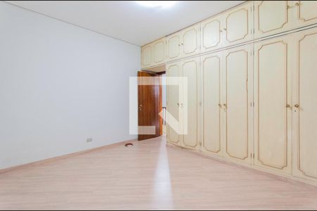 Casa à venda com 404m², 5 quartos e 3 vagasSuíte