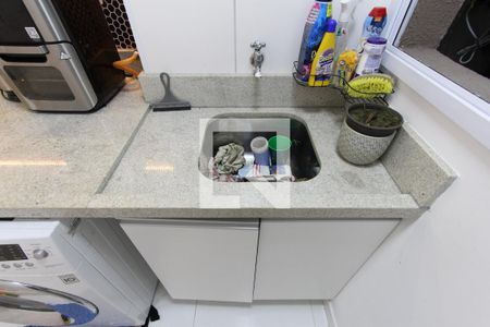 Apartamento para alugar com 59m², 2 quartos e 1 vagaÁrea de Serviço