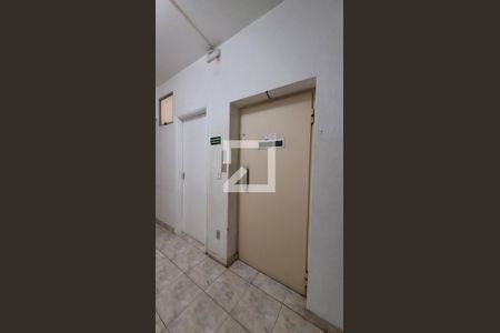 Apartamento para alugar com 80m², 2 quartos e 1 vaga Apartamento para alugar com 80m², 2 quartos e 1 vagaHall de entrada