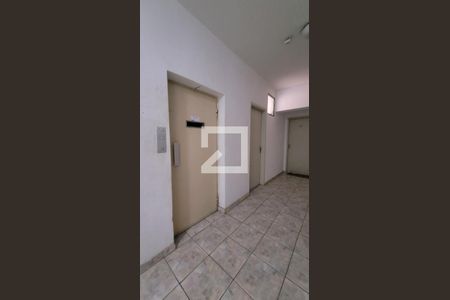 Apartamento para alugar com 80m², 2 quartos e 1 vaga Apartamento para alugar com 80m², 2 quartos e 1 vagaHall de entrada
