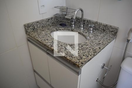 Banheiro da Suíte de apartamento para alugar com 3 quartos, 154m² em Boa Vista, Curitiba