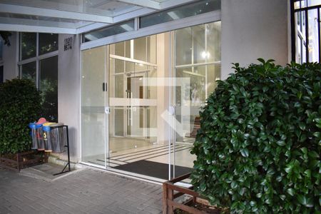 Apartamento para alugar com 154m², 3 quartos e 2 vagasPorta de entrada 