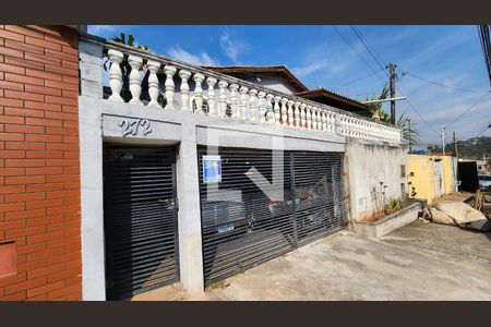 Casa para alugar com 60m², 0 quarto e sem vagaFachada