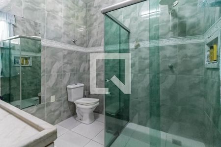 Casa para alugar com 350m², 5 quartos e 4 vagasBanheiro da suíte 