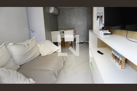 Sala de apartamento para alugar com 3 quartos, 70m² em Anil, Rio de Janeiro
