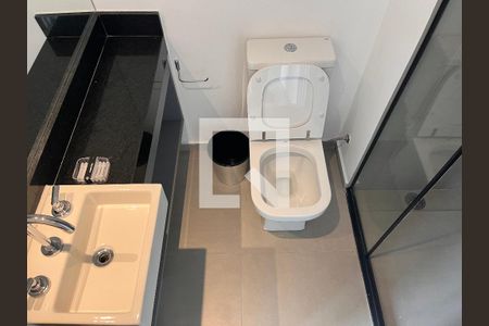 Banheiro de apartamento para alugar com 1 quarto, 20m² em Perdizes, São Paulo