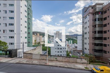 Apartamento à venda com 90m², 3 quartos e 2 vagas