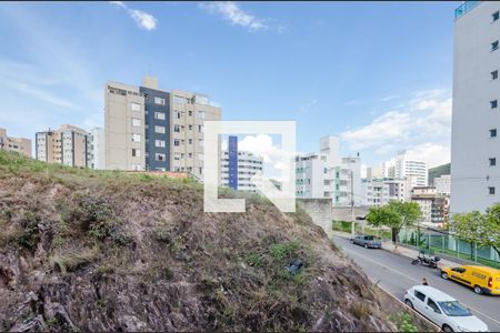 Apartamento à venda com 90m², 3 quartos e 2 vagas