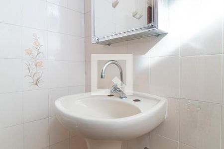Casa à venda com 497m², 4 quartos e 3 vagas Casa à venda com 497m², 4 quartos e 3 vagasBanheiro