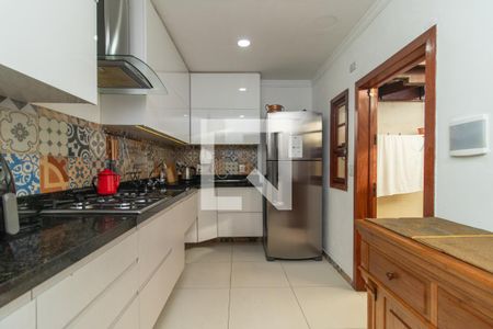 Casa à venda com 497m², 4 quartos e 3 vagas Casa à venda com 497m², 4 quartos e 3 vagasCozinha