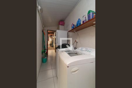 Casa à venda com 497m², 4 quartos e 3 vagas Casa à venda com 497m², 4 quartos e 3 vagasÁrea de Serviço
