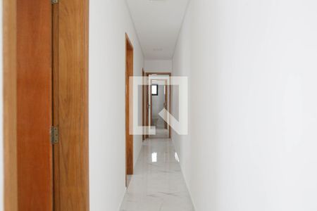 Corredor de casa à venda com 3 quartos, 132m² em Vila Helena, Santo André