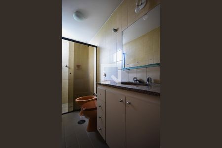 Apartamento para alugar com 122m², 3 quartos e 2 vagas Apartamento para alugar com 122m², 3 quartos e 2 vagasBanheiro Suíte