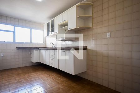 Apartamento para alugar com 122m², 3 quartos e 2 vagas Apartamento para alugar com 122m², 3 quartos e 2 vagasCozinha